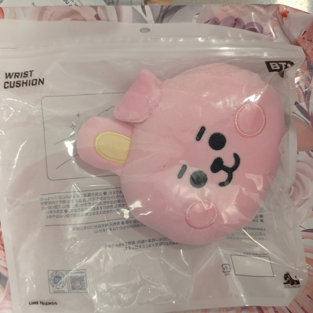 BT21 Line friends Wrist Cushion